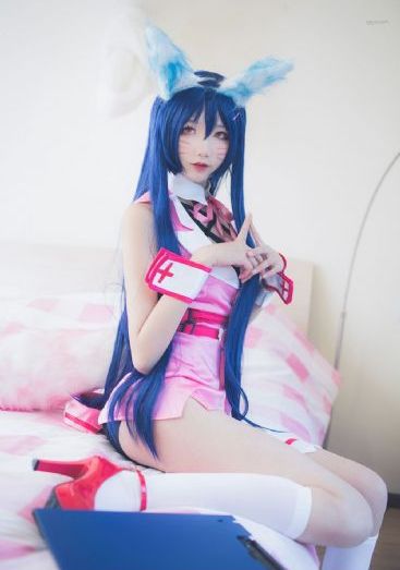 赤裸天使