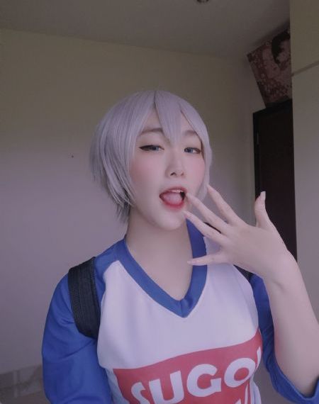 不扣钮的女孩免费观看