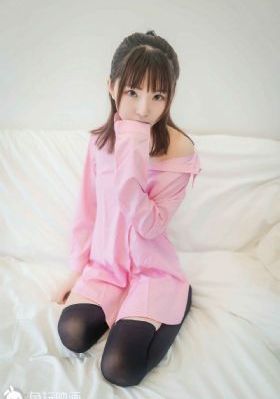 美脚パンスト女教师在线