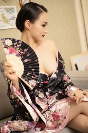 烈焰红唇完整版视频在线观看
