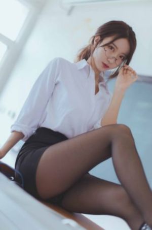 嗯～轻点啊老板秘书h