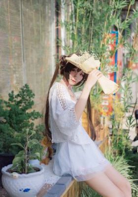 迷之彼女